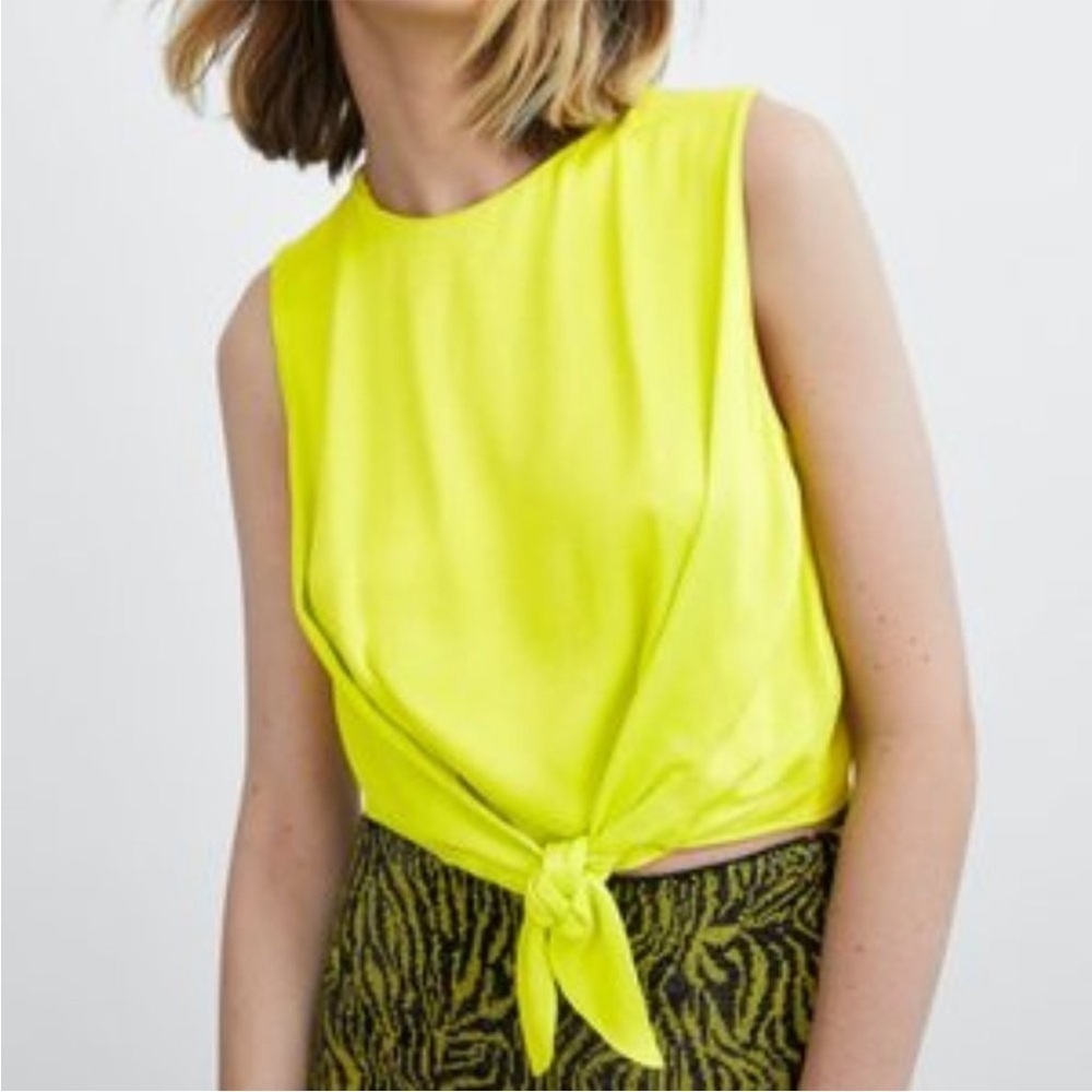 Neon Yellow Sleeveless Tie-Front CropTop Size Large